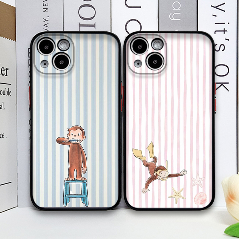 Phone Cases Iphone 15 - Cartoon Striped Monkey Holding Cat Phone