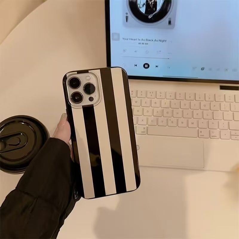 Small Niche Fresh Art Design W - огляд і ціна Phone Cases Drawing