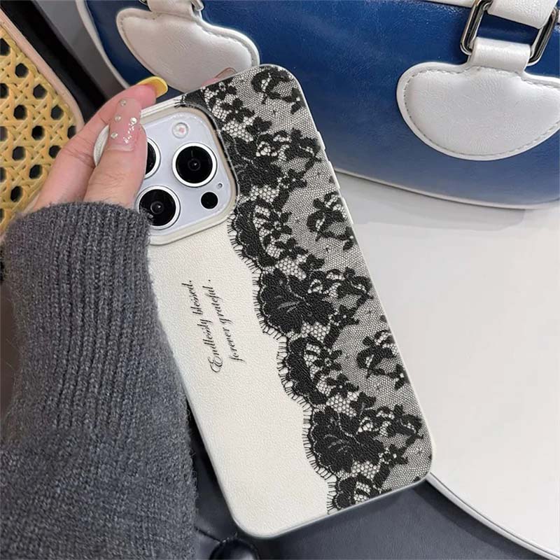 Black Lace Pattern Phone Case  - огляд і ціна Phone Cases Motorola Edge 2025